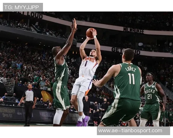 字母哥半场表现抢眼8投5中斩获15分3篮板2助攻独得11分助球队争胜